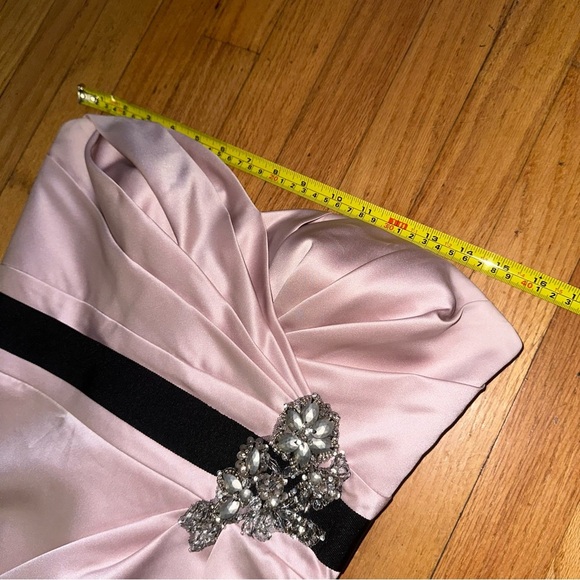 Satin Pink Balloon Dress with Jewel and Black Tie - Picture 6 of 11
